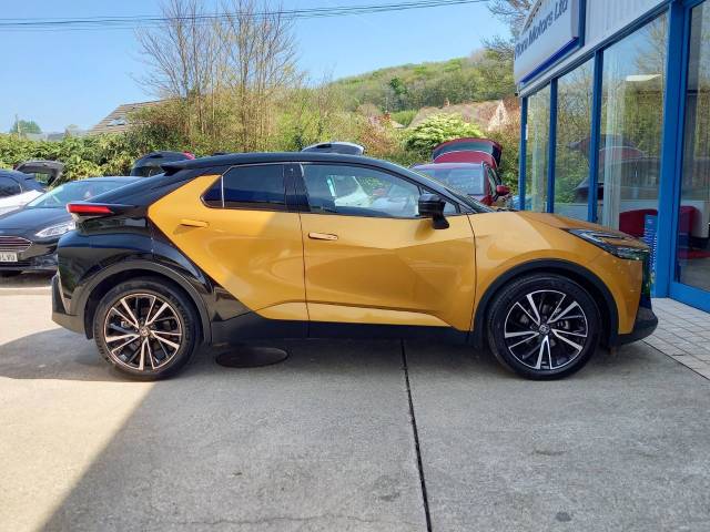 2024 Toyota C-HR 2.0 Hybrid Premiere Edition 5dr CVT