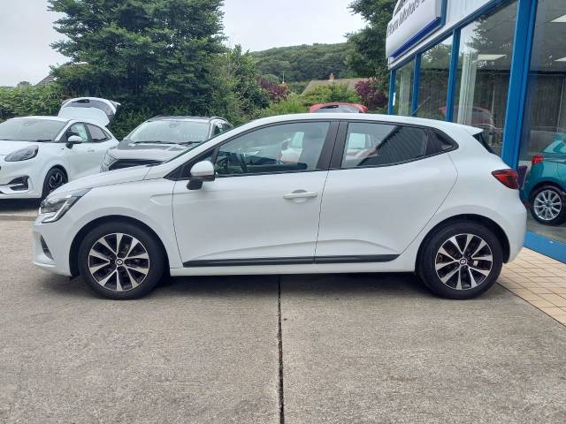 2022 Renault Clio 1.0 TCe 90 Iconic Edition 5dr
